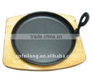 cast iron camping cookware