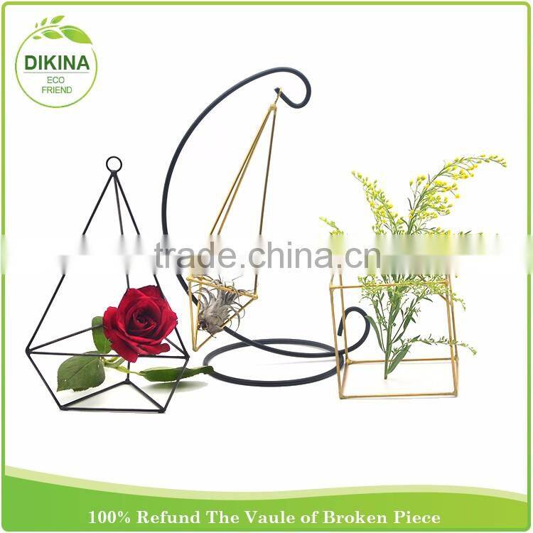 stand or hanger in copper wire Evergreen | Modern & Simple Houswares Dodecahedron flower tillandsia air plant holder