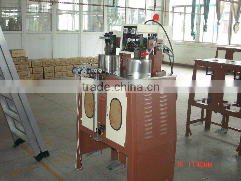 2013 high speed nylon zipper coiling machine