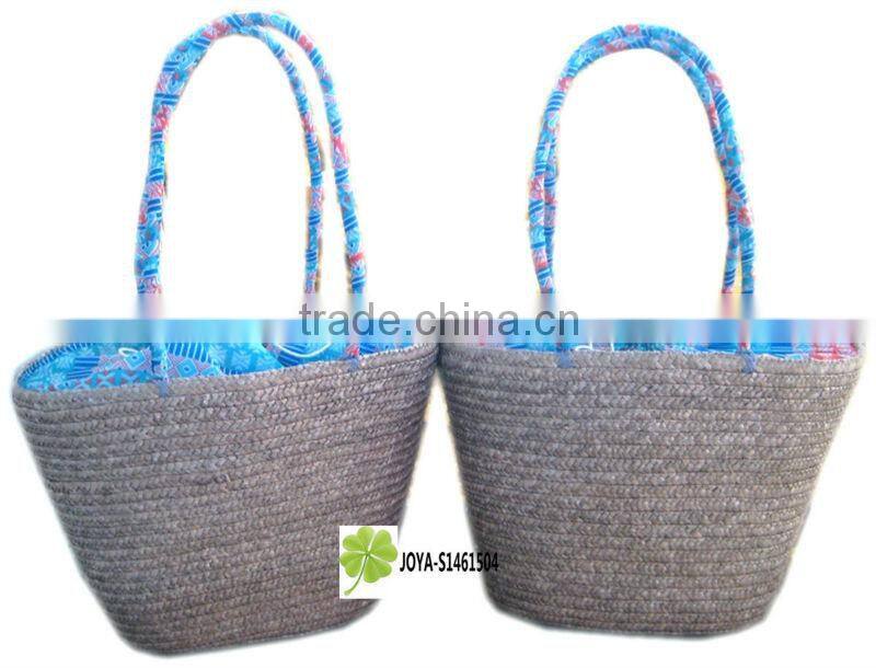 Handmade natural seagrass straw tote bag