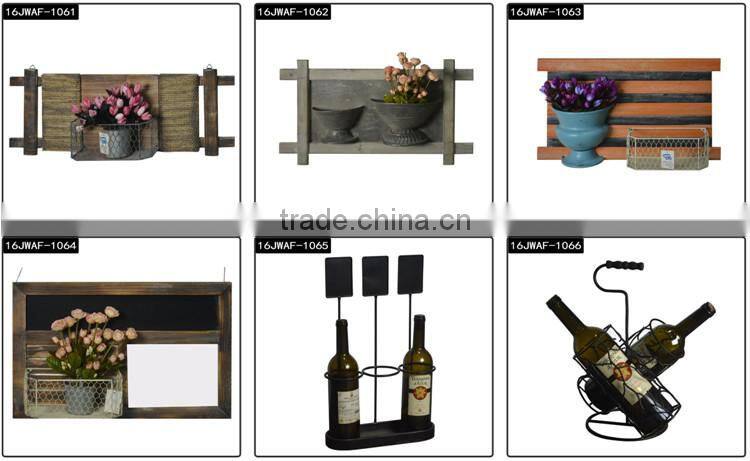 3 pockets rustic metal wall mounted flower planter for garden