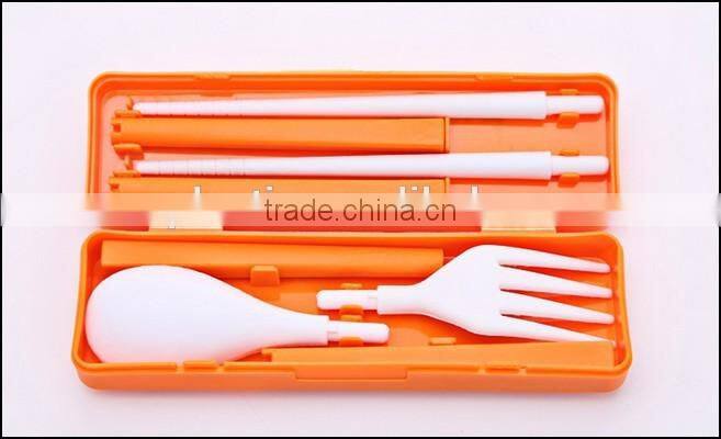 2015 hot sell one set 3 pieces detachable food grade plastic kitchen spoon,hot sell food grade plastic spoon supplier