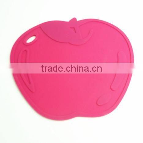 16139 apple shape unti-skidding table silicone mat