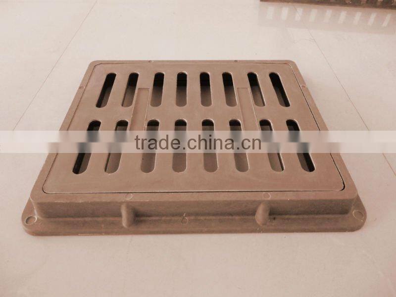 Plastic composite drainage manhole cover