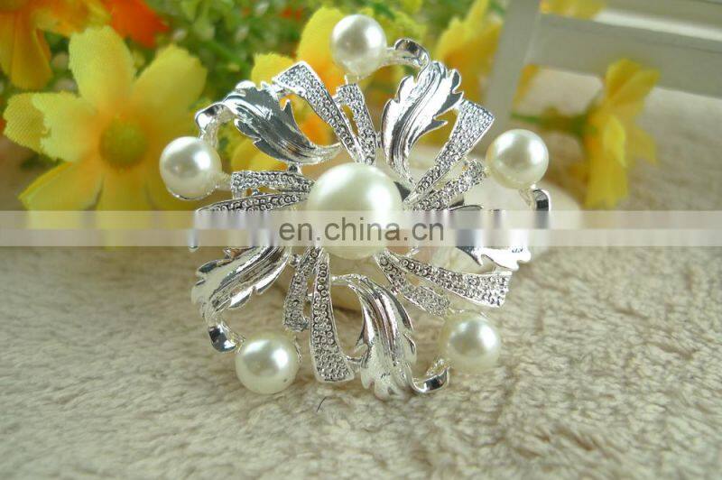2015 peacock design rhinestone brooch with pin for decoration