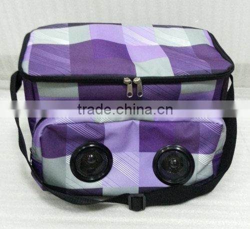 insulated cooler bag with colorful fabric