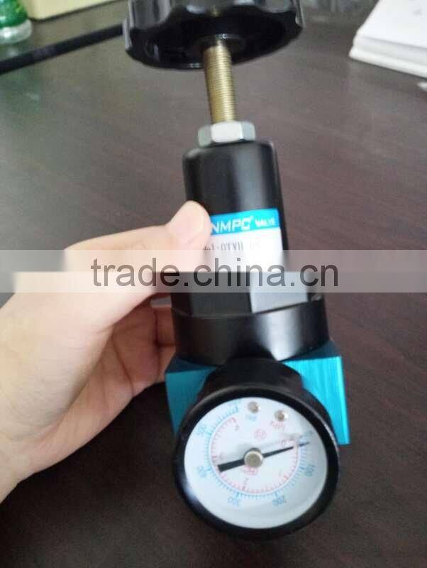 regolatore pressione compressore