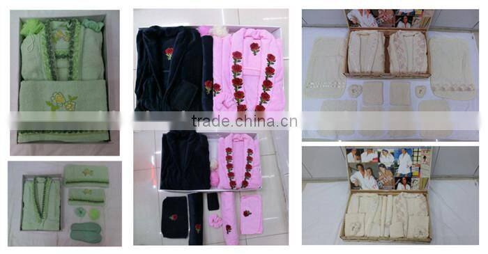Wholesale Hotel used towel material bright color printed bathrobe from China factory