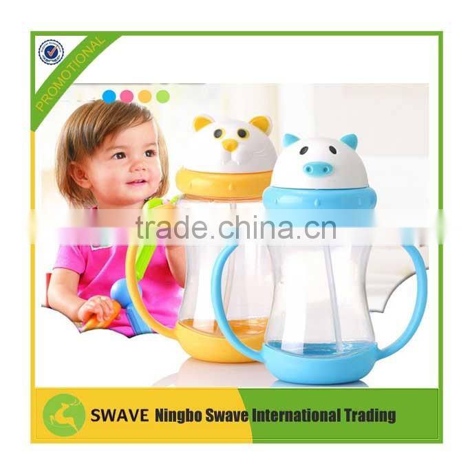 2016 hot sell baby drinking plastic cups 180cc baby bottle straw with handle P76750