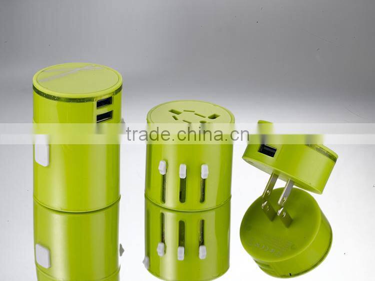 2014 the latest version of a variety of color optional european adaptable plug Italy adapter plug UK TO EU adaptor
