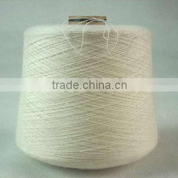 White and dyed 100% merino wool knitting yarns