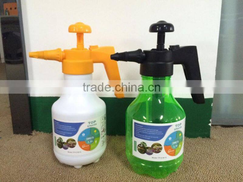 2017 new product plastic and rotating head garden house sprayer