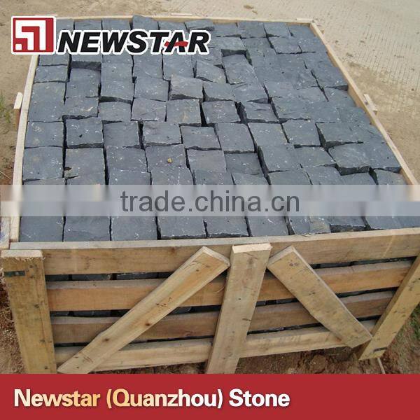 basalt cobblestone/ black basalt blocks