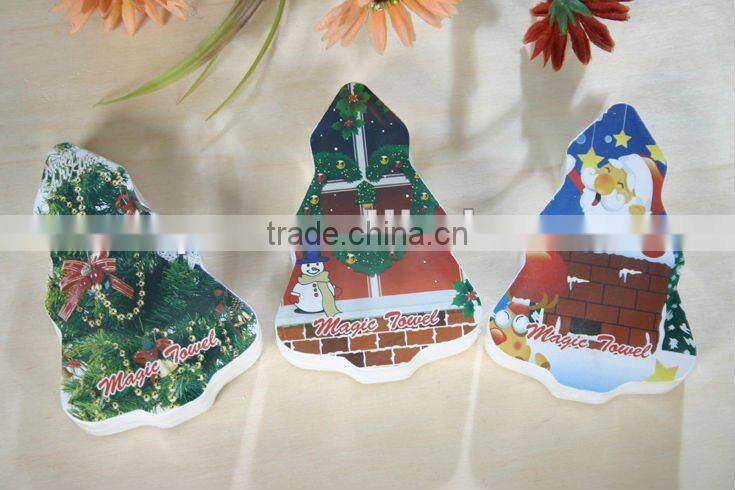 Christmas tree compressed towel for gifts