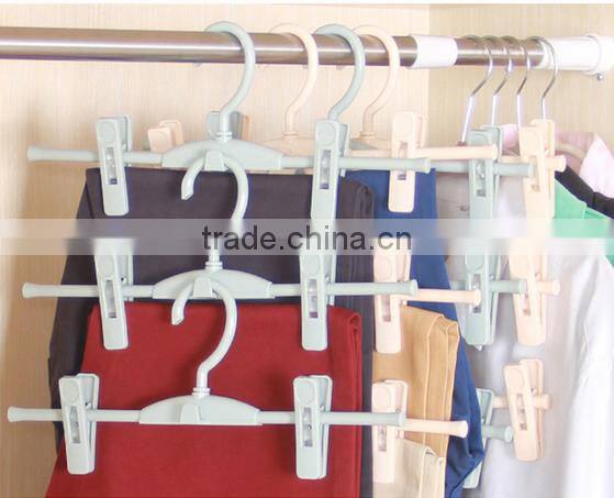 Wholesale Stock Small Order Rotatable With Clip Plastic Clothes Hanger