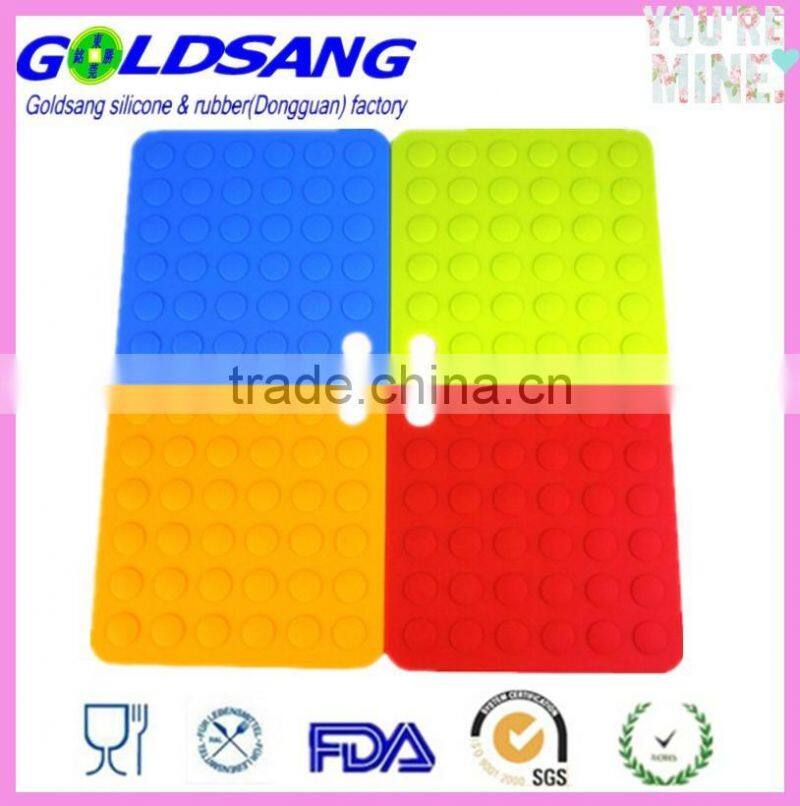 Round shape with lace of silicone cup mat