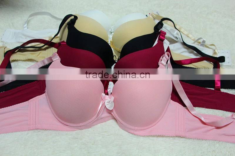 Hot selling women wear bra manufacturer/best selling underwear