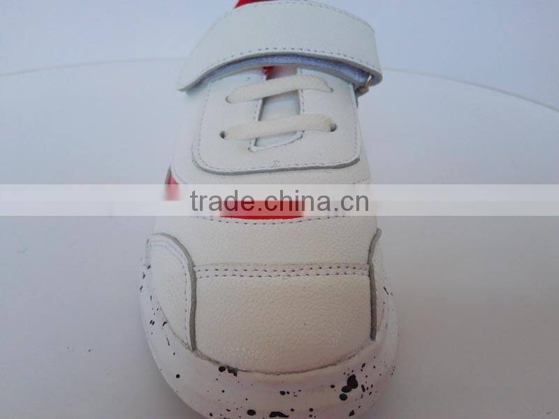 Cheap wholesale kids shoes 2016 fashion sports trainers for sale