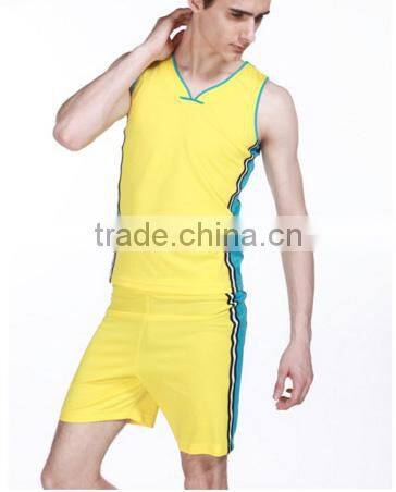 Factory Wholesale Fitness Training Best Yoga Outfits Sports Tracksuits For Men