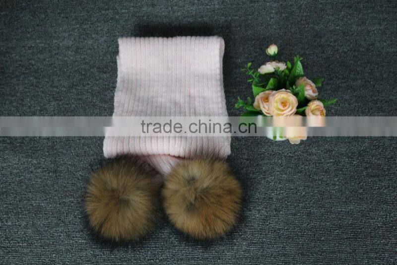 High Quality 100% Acrylic Knit Scarf Pattern Collar Soft Feel With Raccoon Fur Pom Pom Winter Hat
