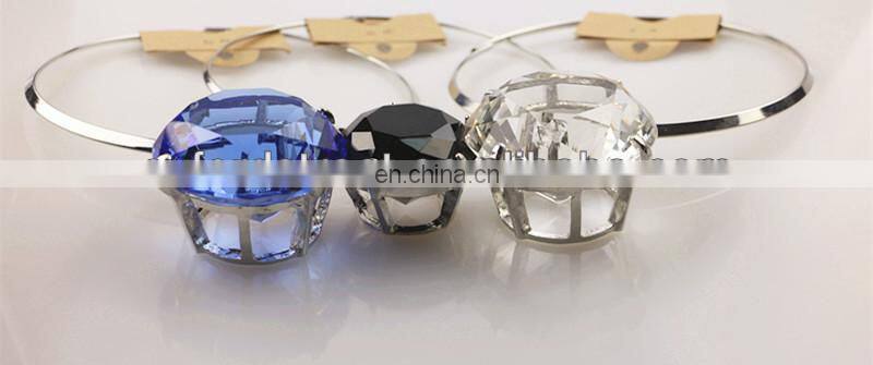 Geometric shape of the original color of the tiger stone pendant long necklace for ladies