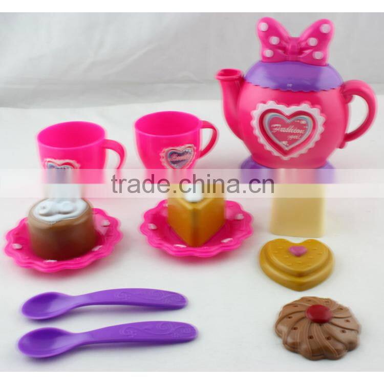 Hot selling plastic teapot & cups set toy for play