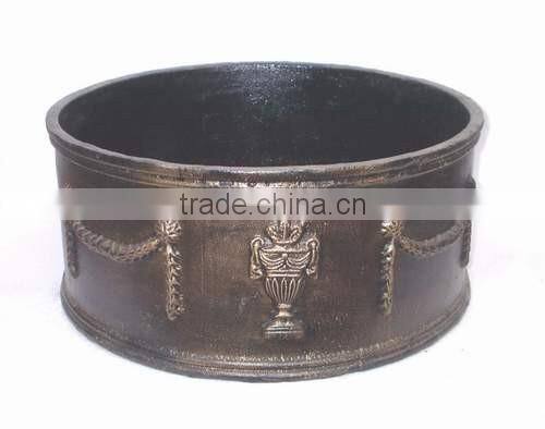 cast iron flowerpot 108A
