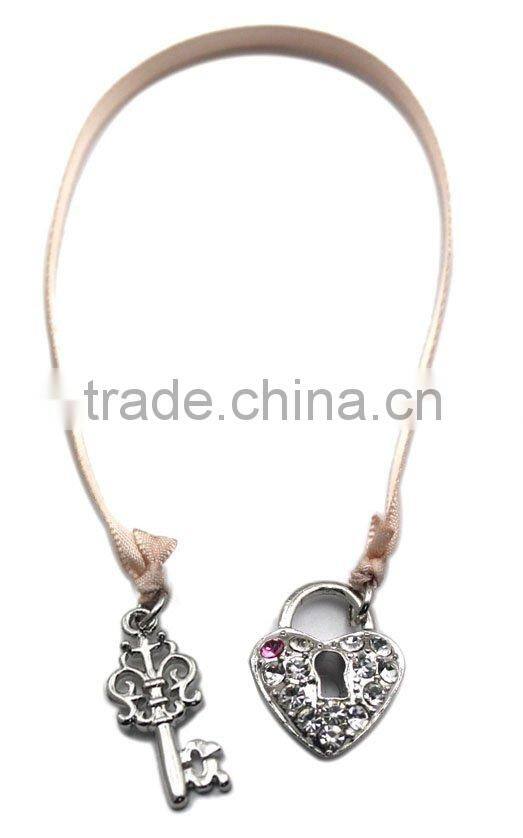 custom metal flower shaped Bookmarks with Ribbon, Made of Alloy and Crystal