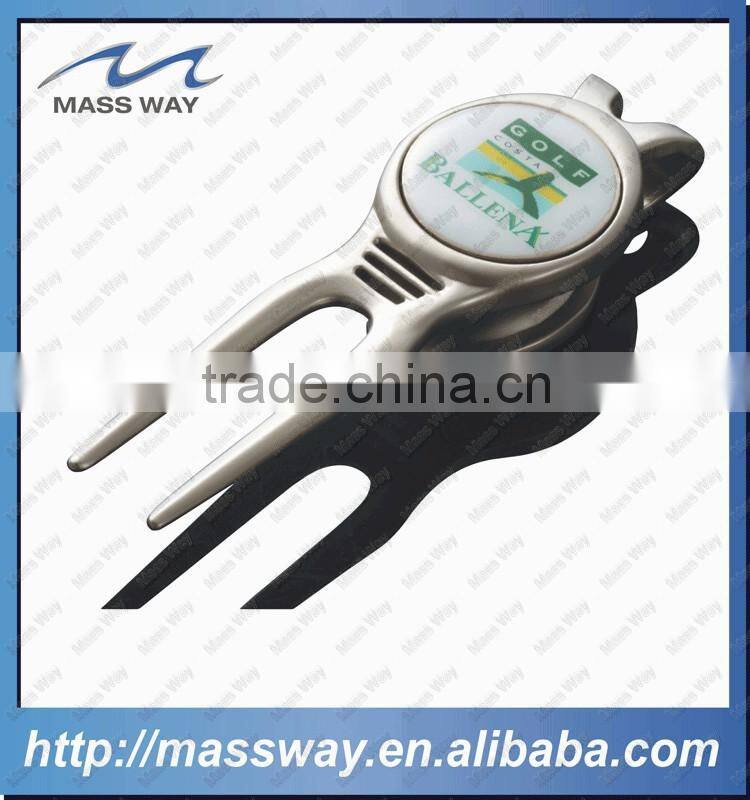 custom cool 3D zinc alloy metal magnetic repair golf divot tool