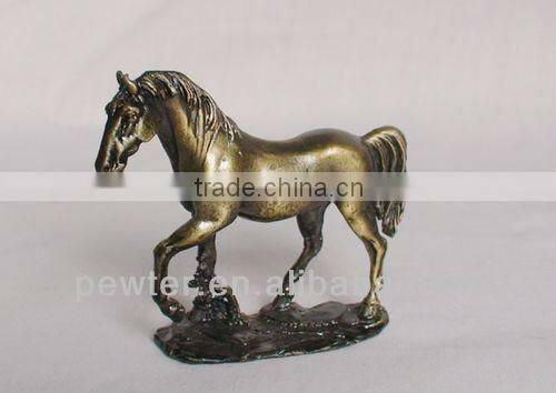 2013 new products metal horse figurine gift