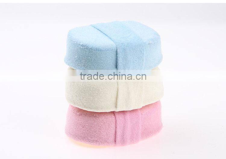 Oval loofah sponge scrubber