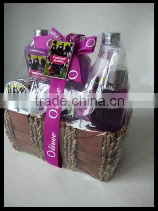 grape berry fragrance whitening moisturizing bath set with sea grass basket