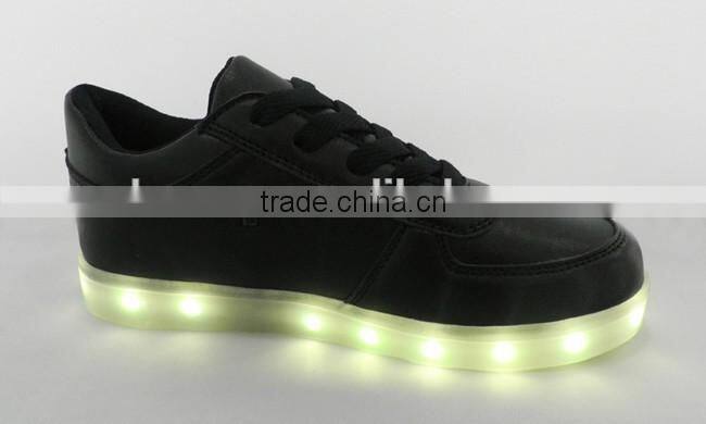 2016 New Shinning PU Light Up Children Casual LED Sneaker Sports Running Shoes