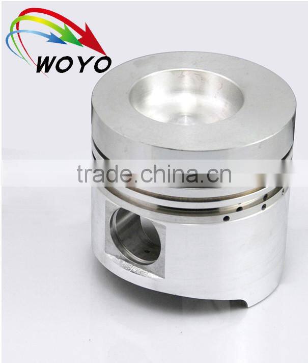 Three-fluted diesel engine piston