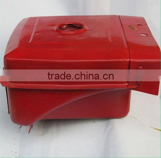 Tractor diesel engine fuel tank for walking tractors