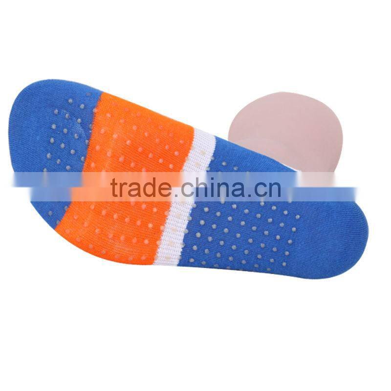 2014 summer wear healthy socks with Silica gel dot