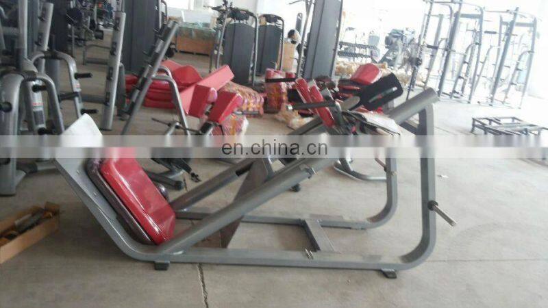 Hack gym Squat machine