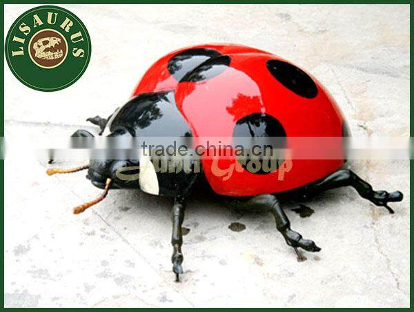 Lisaurus-LA Realistic insect robot for playground