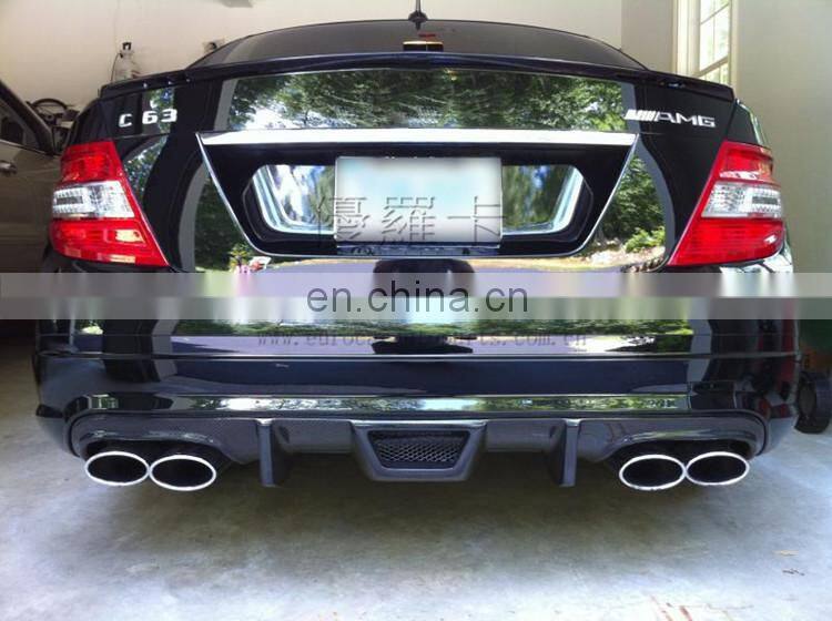 C Class Carbon Fiber rear lip spoiler Diffuser For for W204 C63 4 Door to vorsteiner Style carbon finber diffuser for C63 2012+
