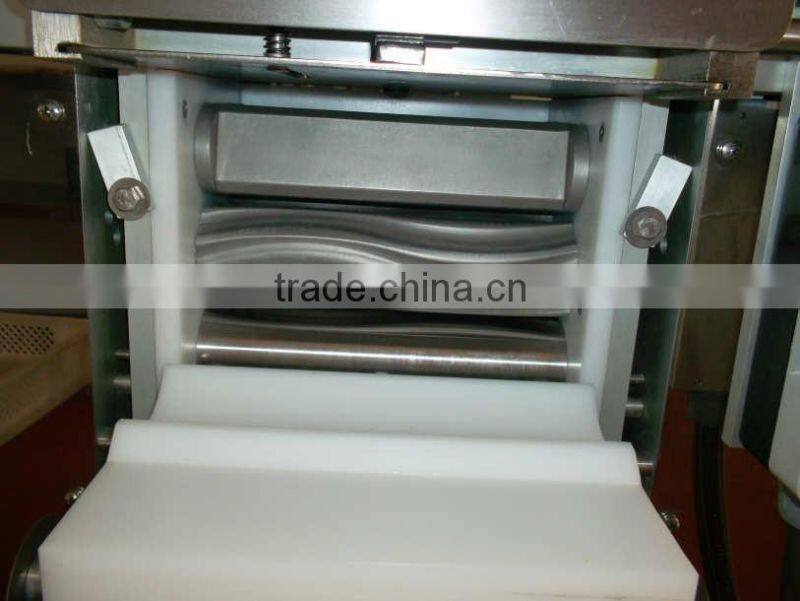 Automatic pasta sheet machine