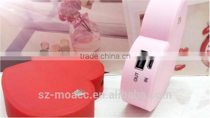 Gift Heart Shape smart power bank 4400mAh