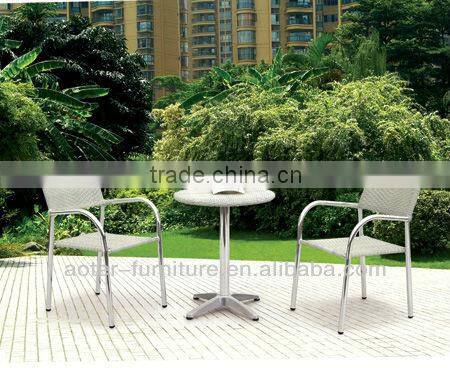 outdoor rattan dining table chairs