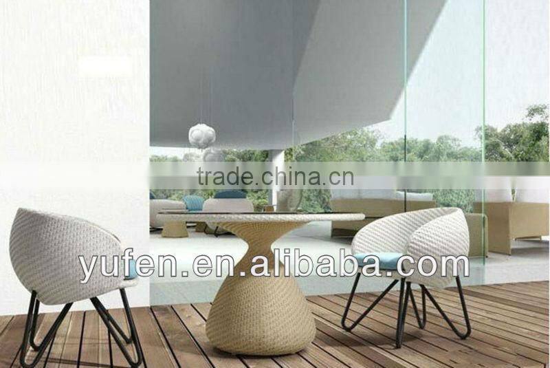plastic rattan furniture mini bar table and chairs