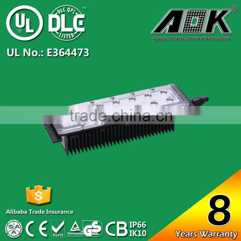 UL DLC SAA RCM TUV CE ROHS 200W LED Parking Lot Light, 200W LED Area Light