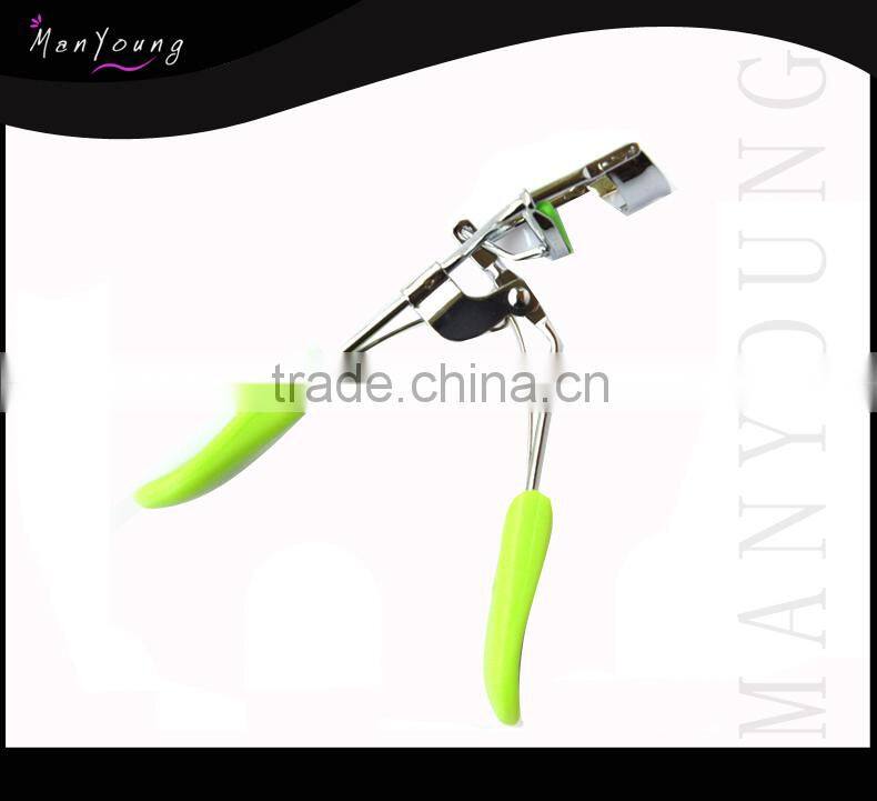 Rubber ring handle metal eyelash curler