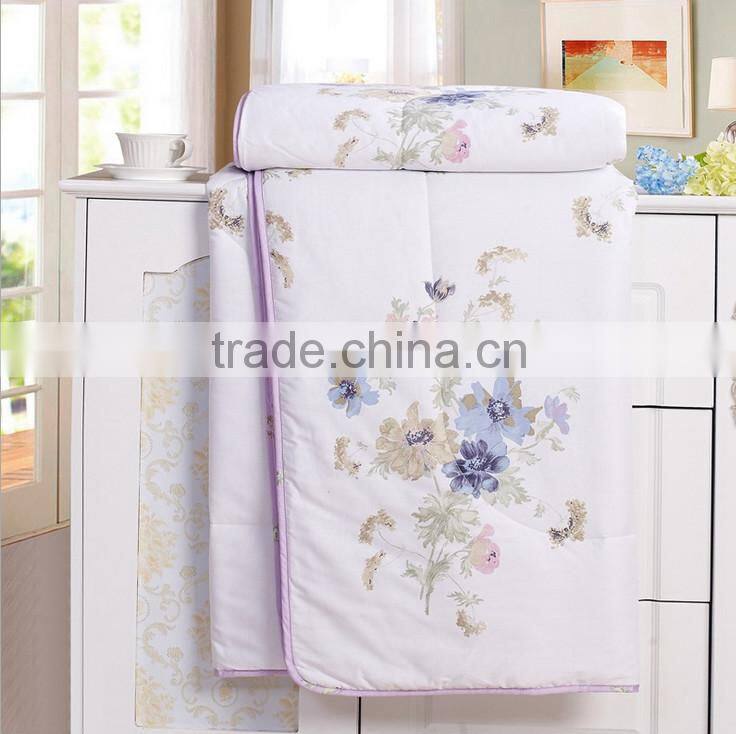 Luxury Colorful Silk Summer Stitching Quilt/Bedding for sale