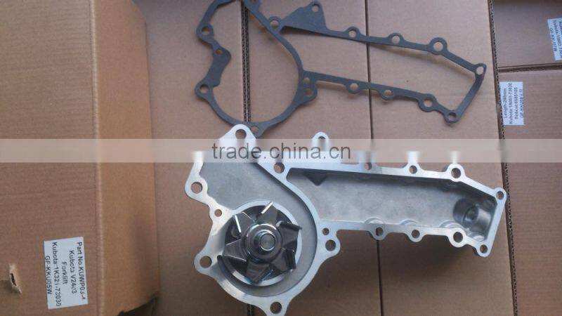 KUBOTA WATER PUMP15221-73030 ENGINE part