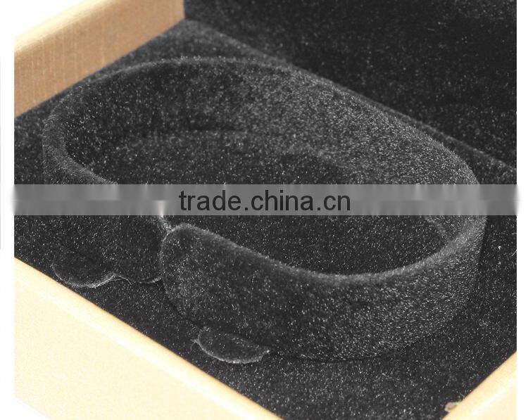 Superior customize PU jewelry boxes golden ring box