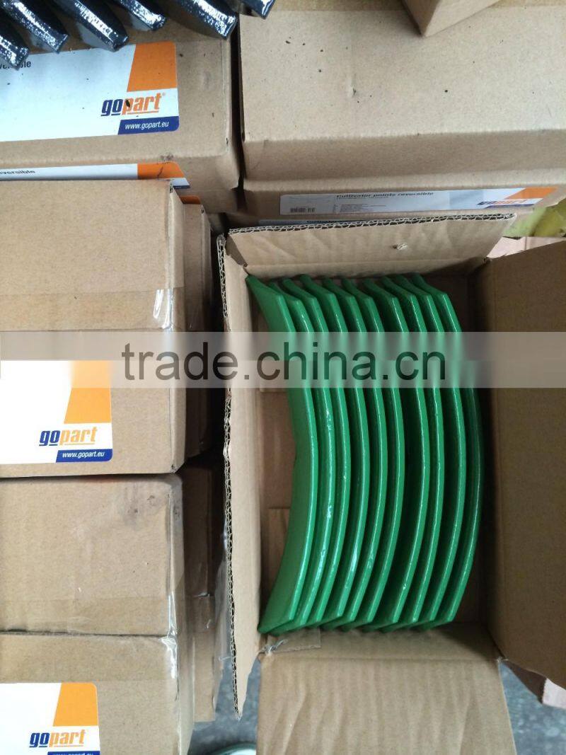 Cultivator machine plow tip