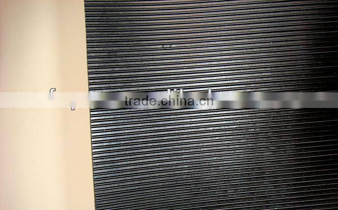 Top seller! Good quality 3mm fine fluted rubber mat